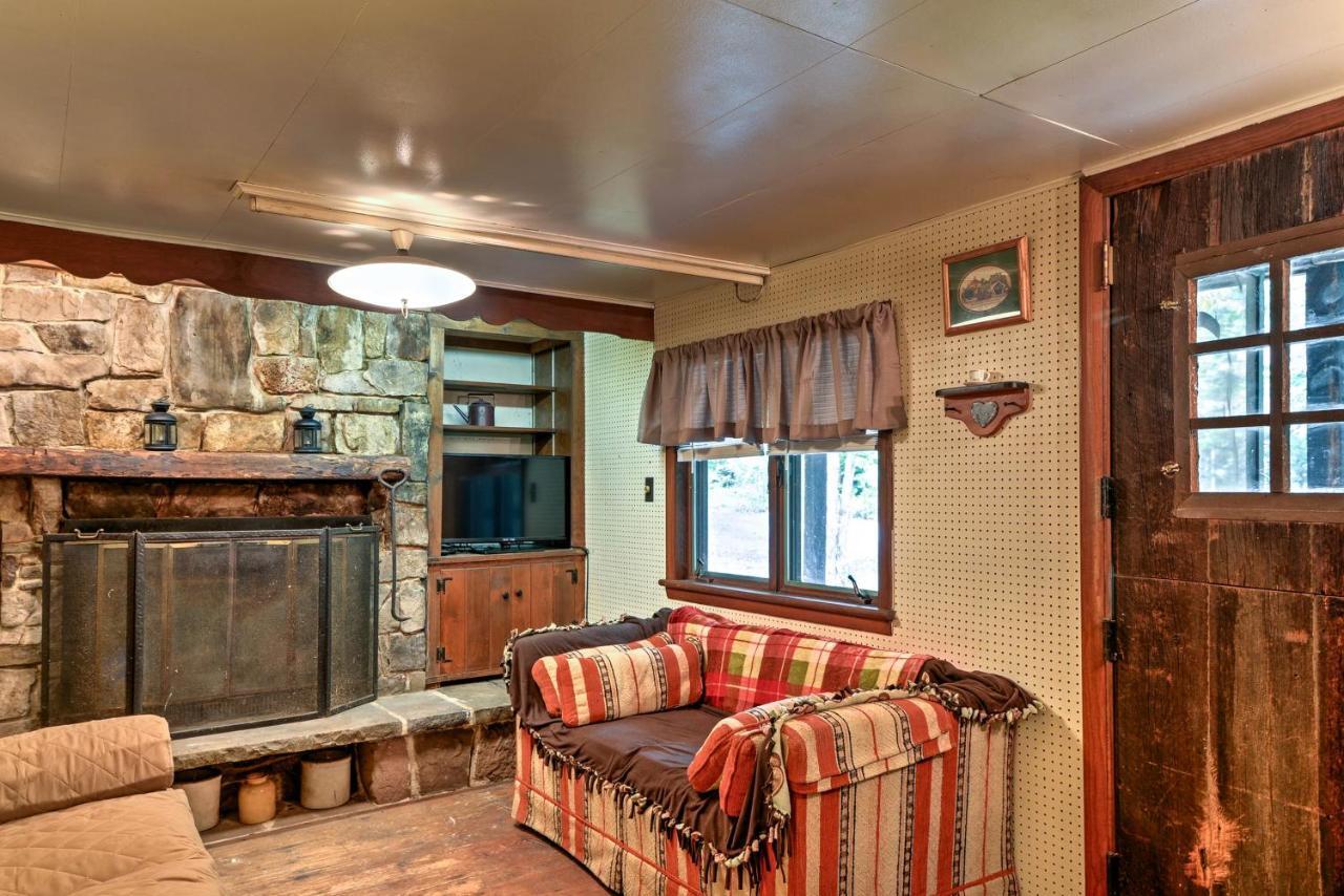 Rustic Bedford Cabin Near Hunting And Fishing Villa Exterior foto