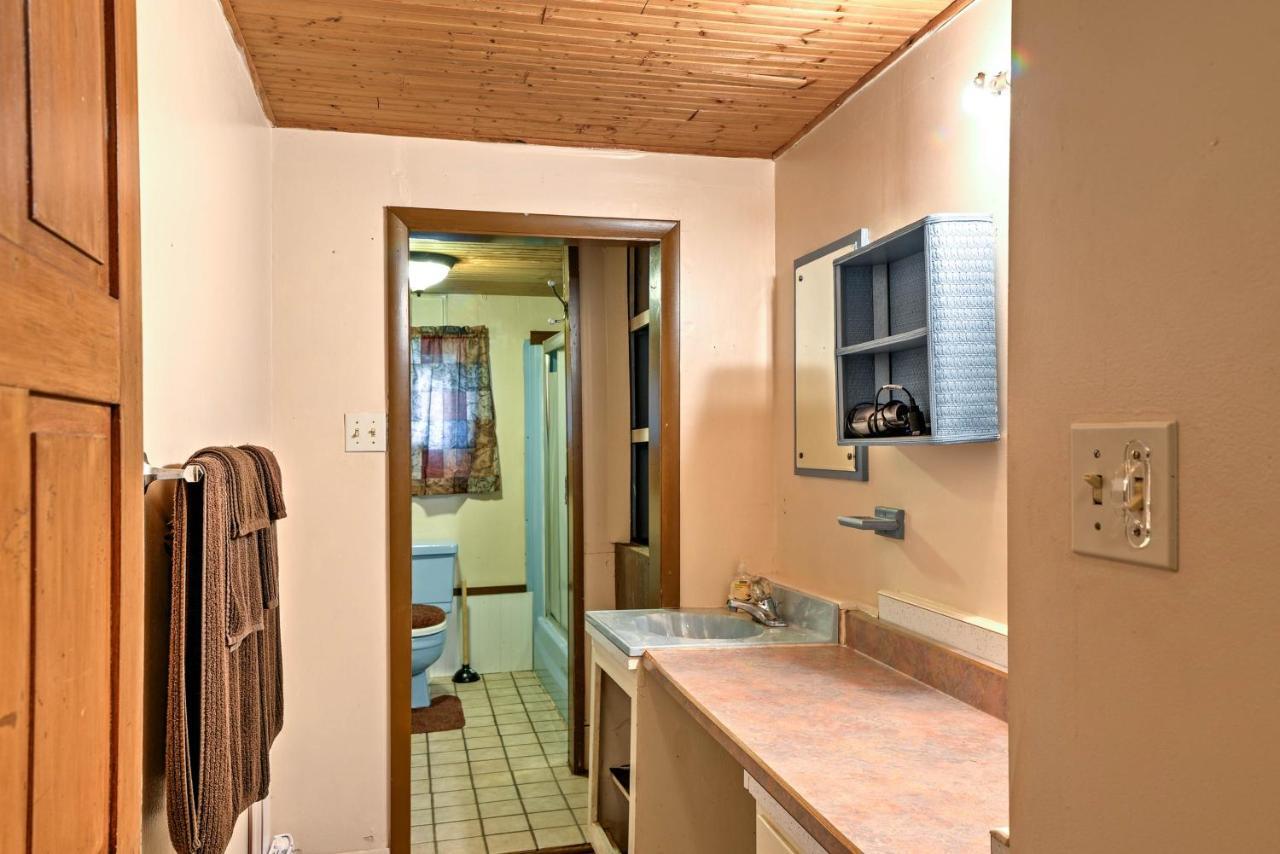 Rustic Bedford Cabin Near Hunting And Fishing Villa Exterior foto